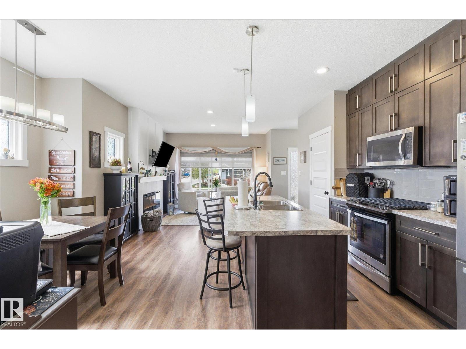 34 BRICKYARD DR - 24