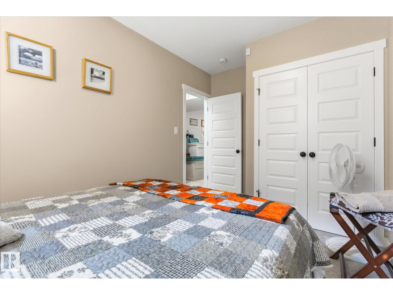 34 BRICKYARD DR - 32