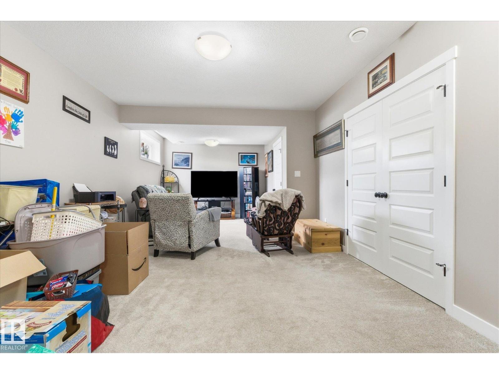 34 BRICKYARD DR - 40