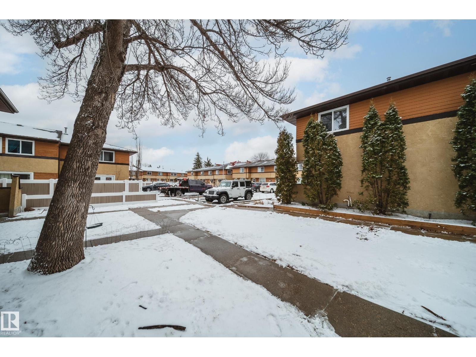 125 WOODBOROUGH WY NW - 34