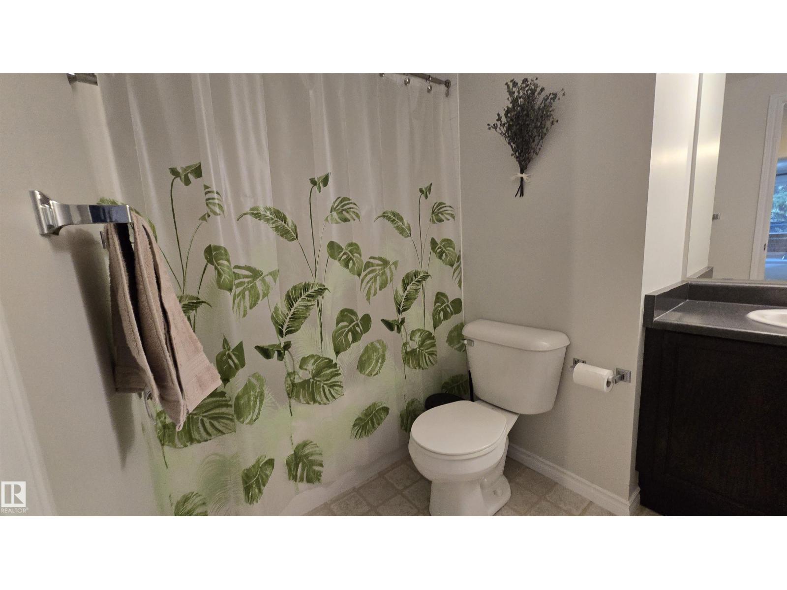 #90 3010 33 AV NW - 28