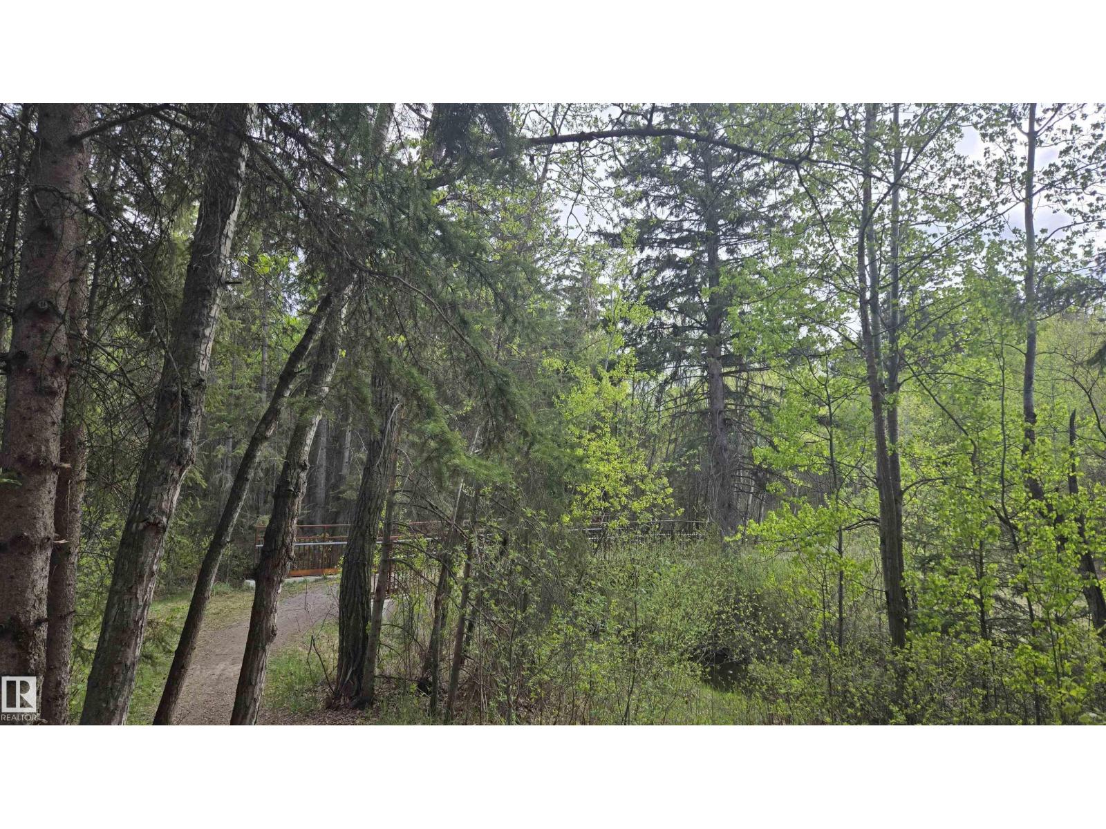 #90 3010 33 AV NW - 41