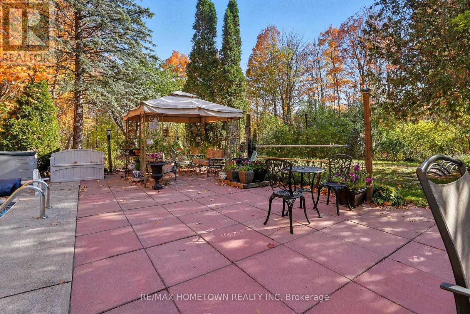 473 AMBERWOOD ROAD - 9