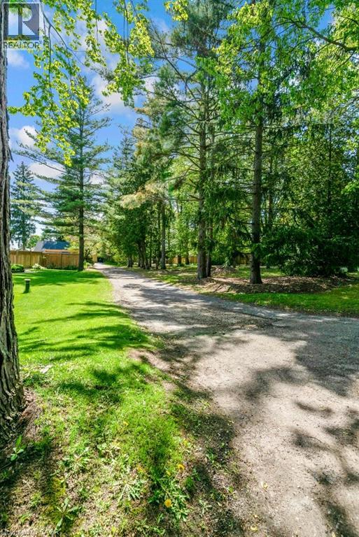 91 LIMERICK Drive - 3