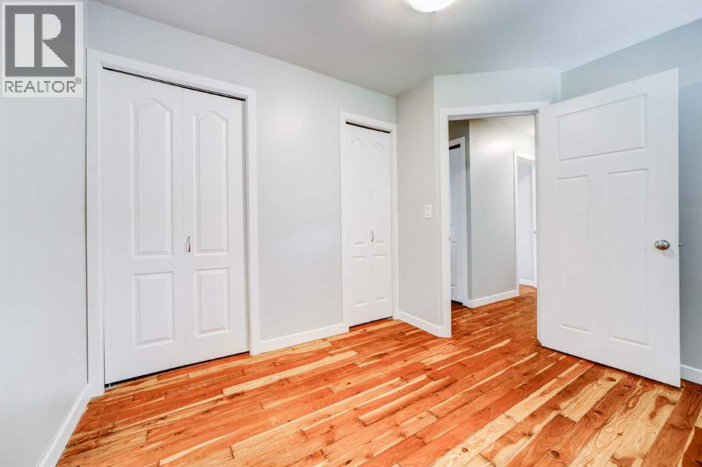 2401 210 Street - 11
