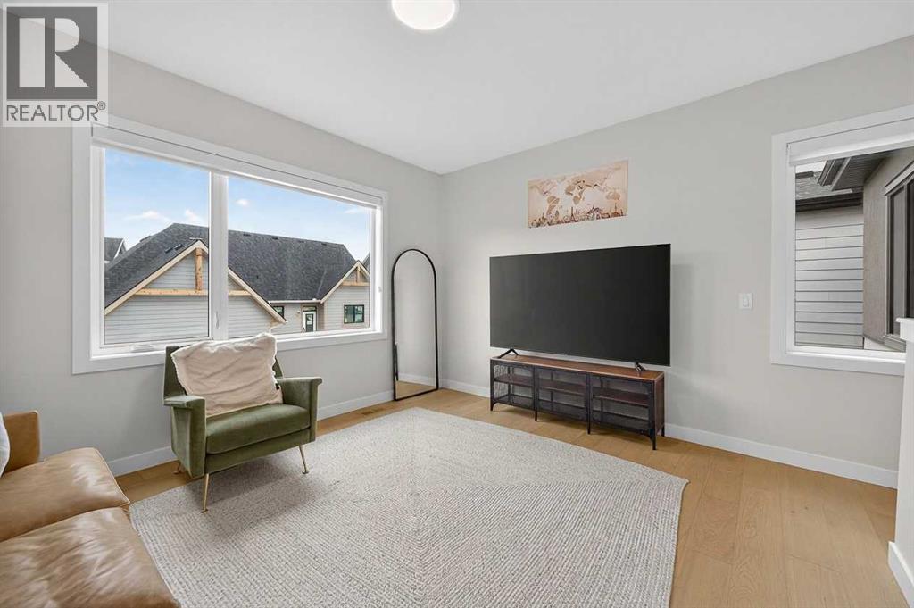267 Bluerock Avenue SW - 35