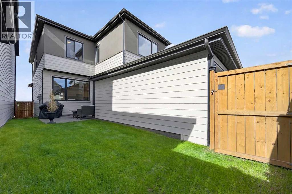 267 Bluerock Avenue SW - 39