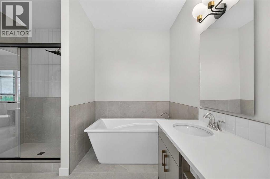 267 Bluerock Avenue SW - 34