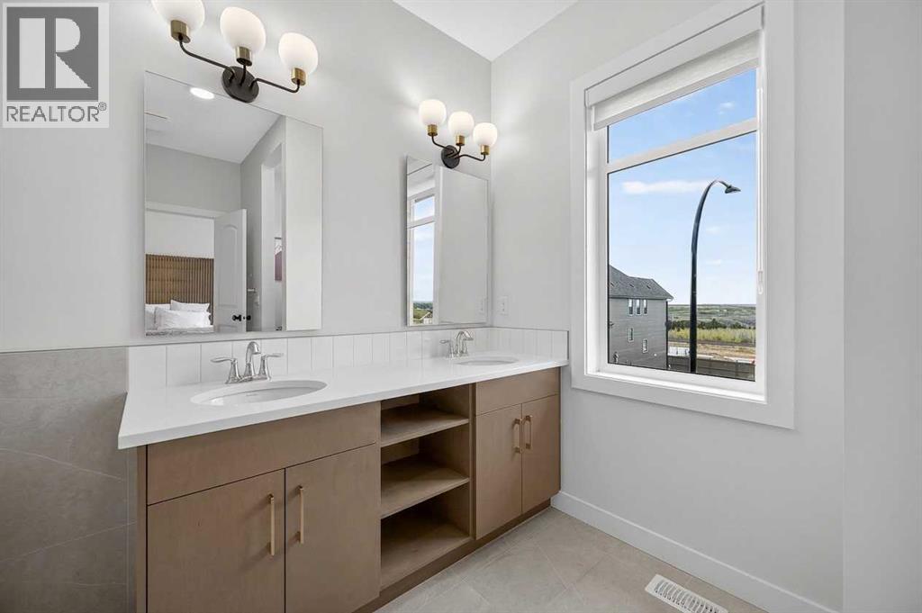 267 Bluerock Avenue SW - 33