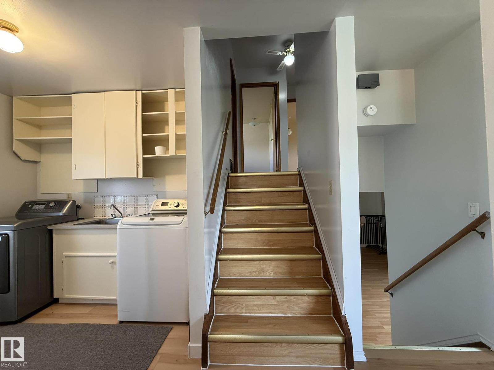 4608 52 AV — photo 18