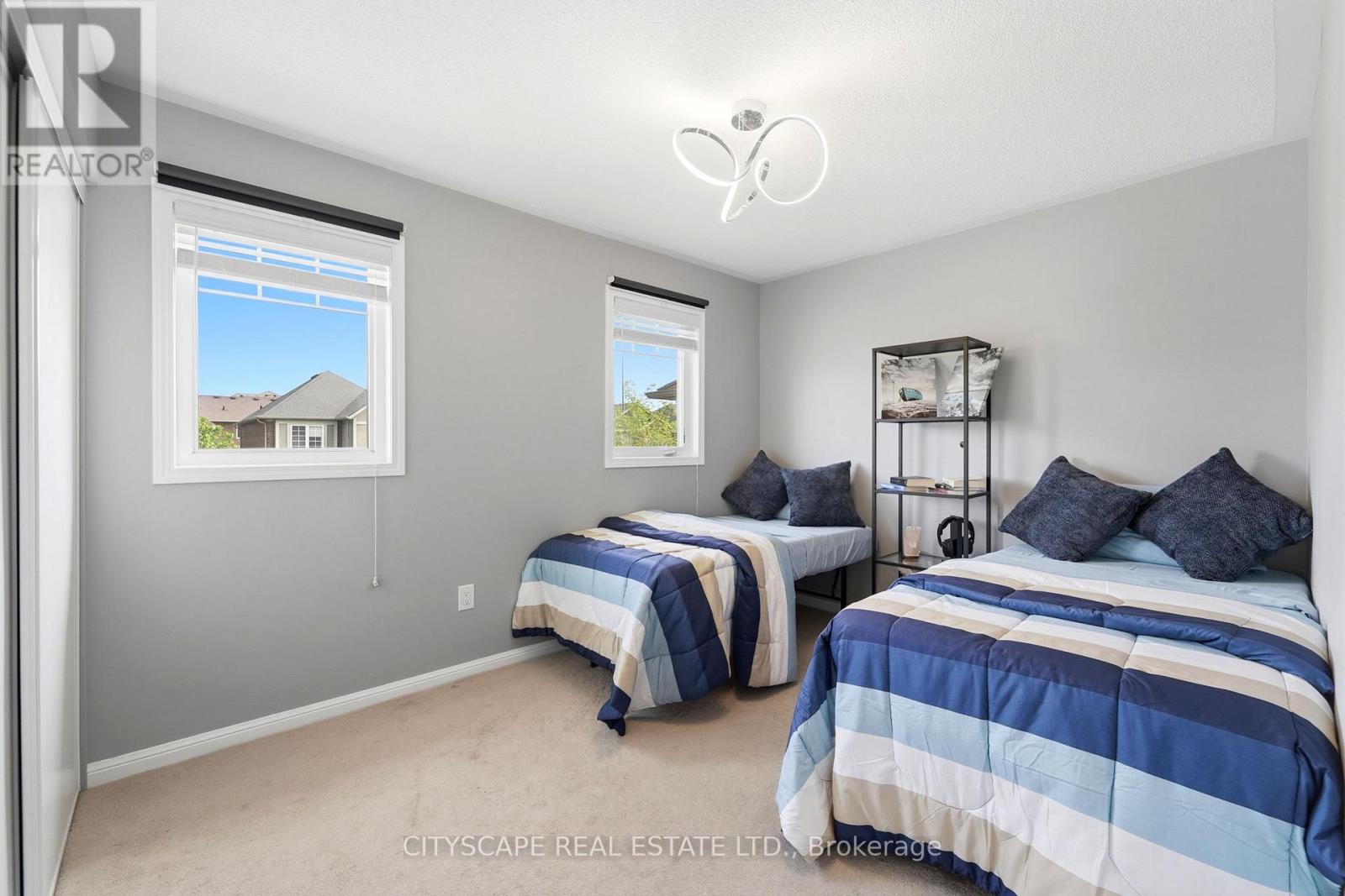 305 GLEAVE TERRACE E - 25