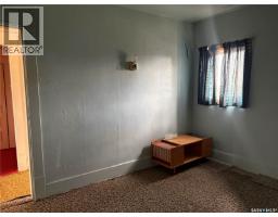 102- 104 2nd Avenue, Meacham, SK S0K2V0 Photo 12