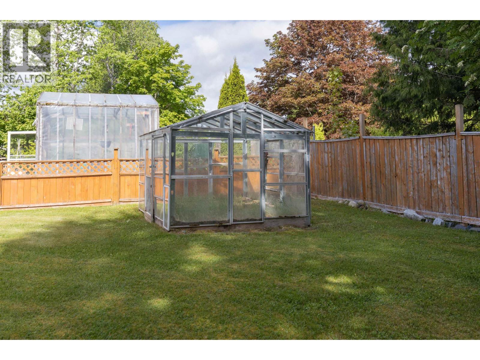 3852 MULLER AVENUE - 22