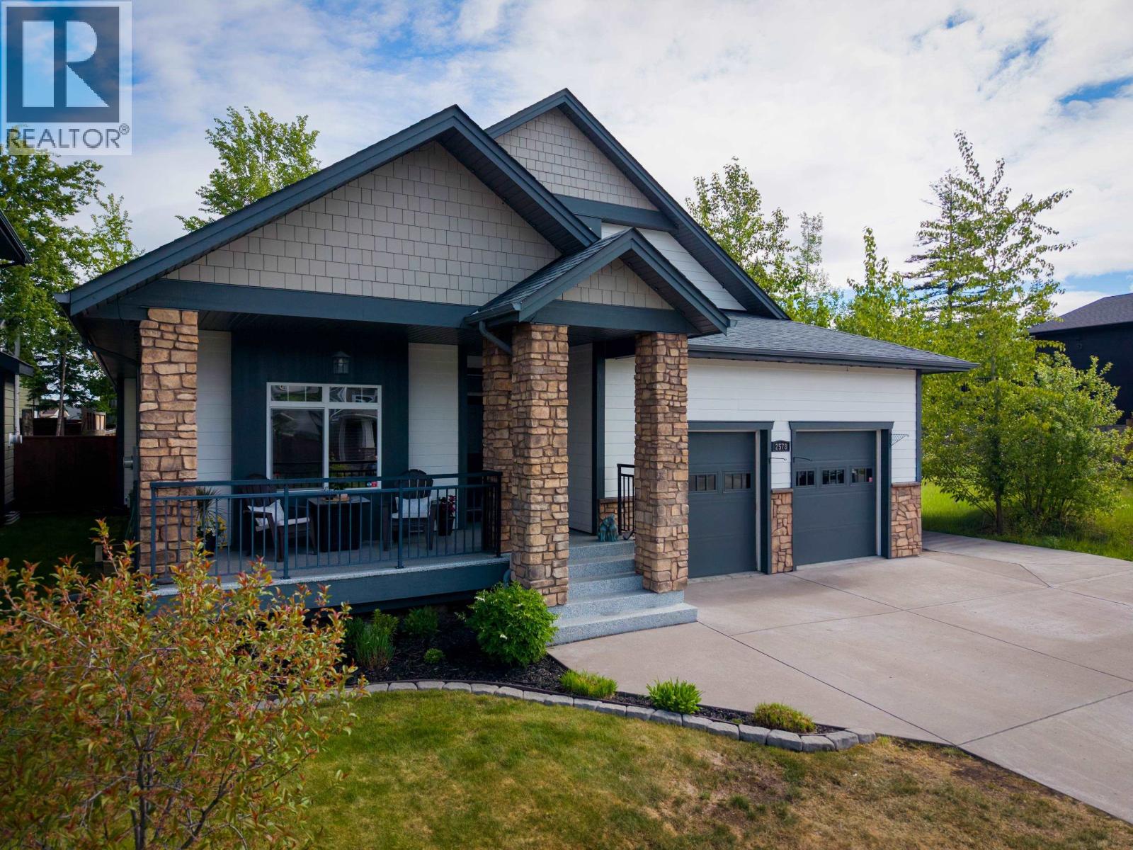 2578 MAURICE DRIVE - Image 3
