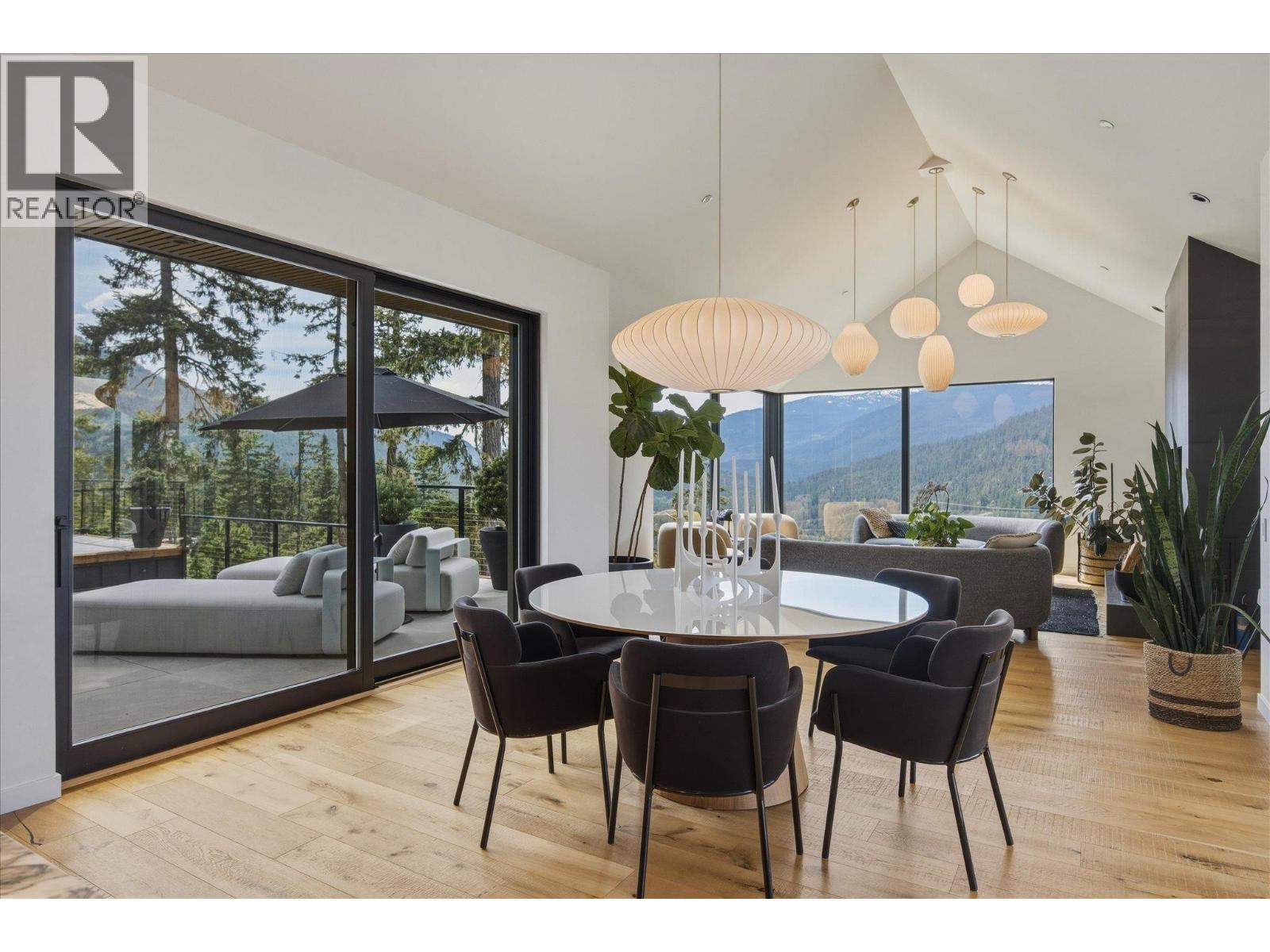 9304 STELLER'S WAY, Whistler