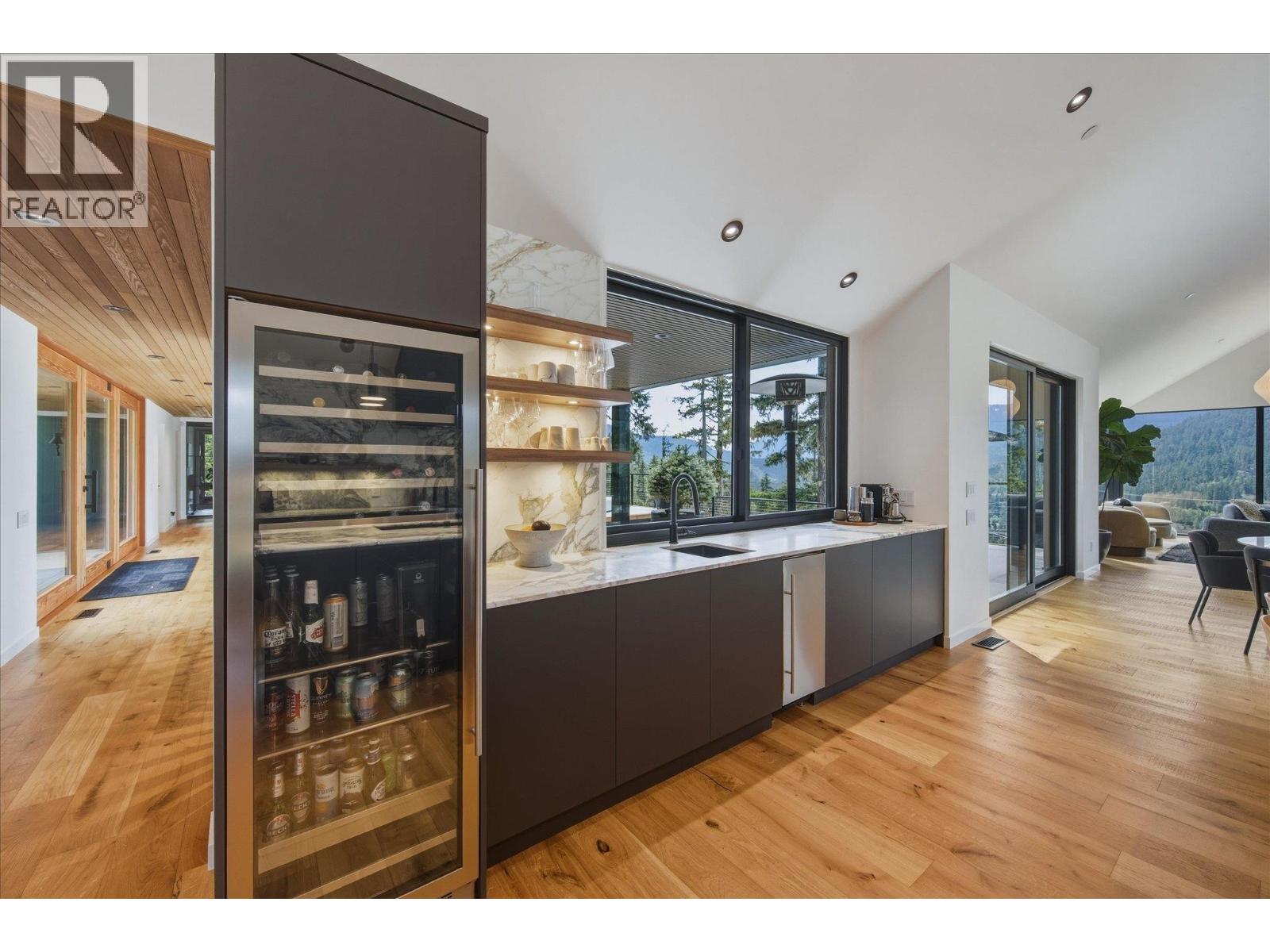 9304 STELLER'S WAY, Whistler