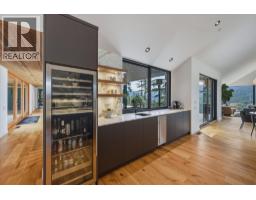 9304 Steller's Way, Whistler, BC V8E1M1 Photo 6
