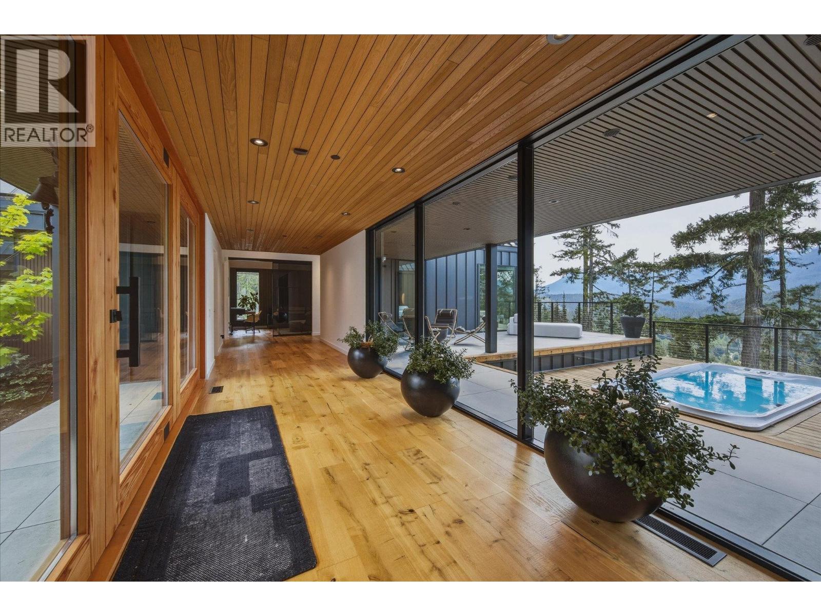 9304 STELLER'S WAY, Whistler