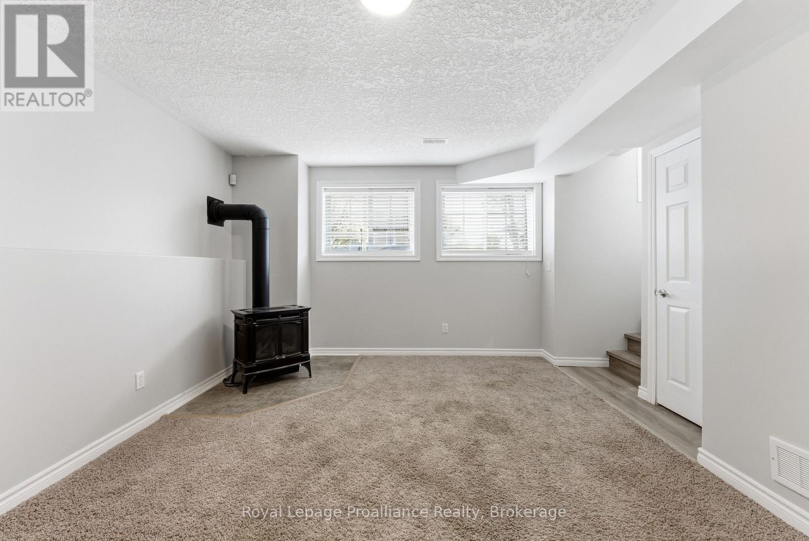 116 PINE STREET - 24