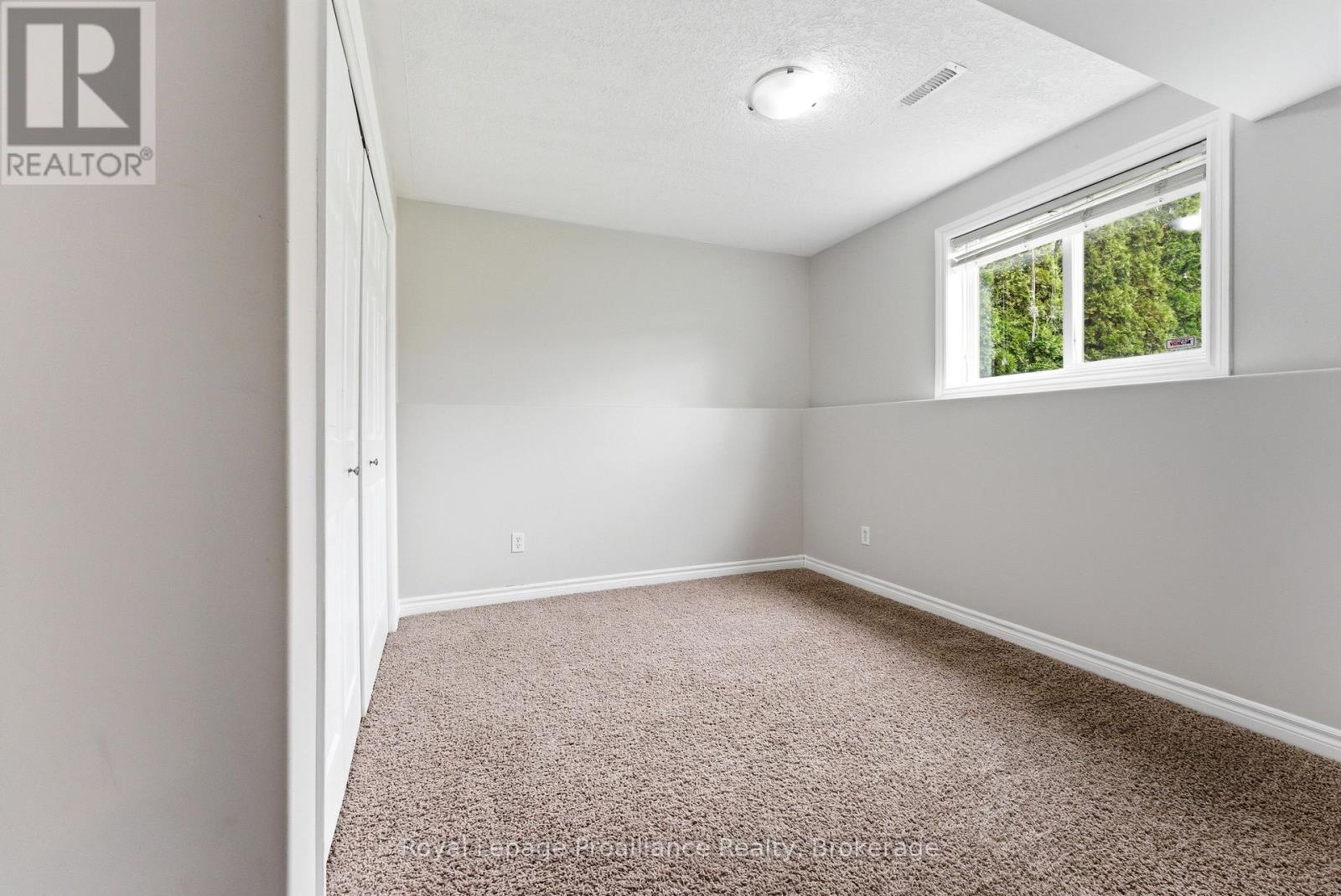 116 PINE STREET - 31