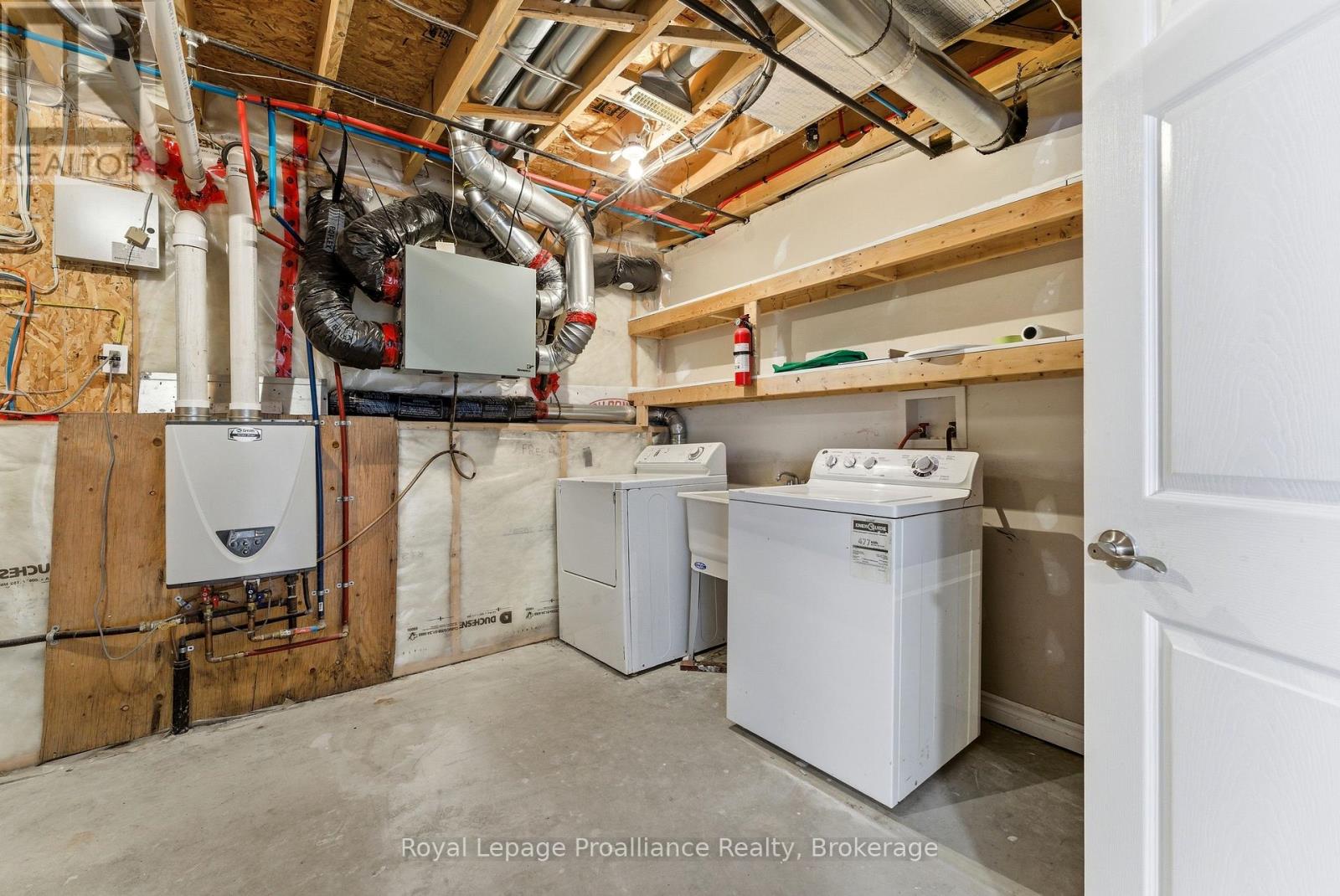 116 PINE STREET - 37