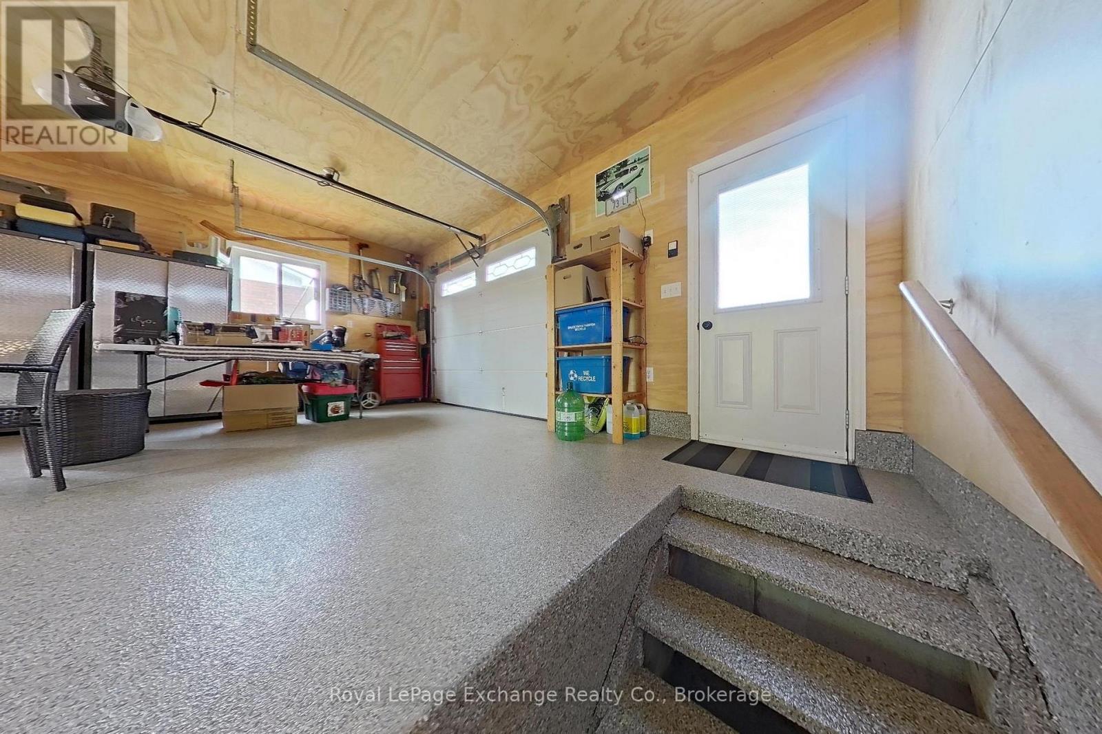 28 MAPLE STREET - 16