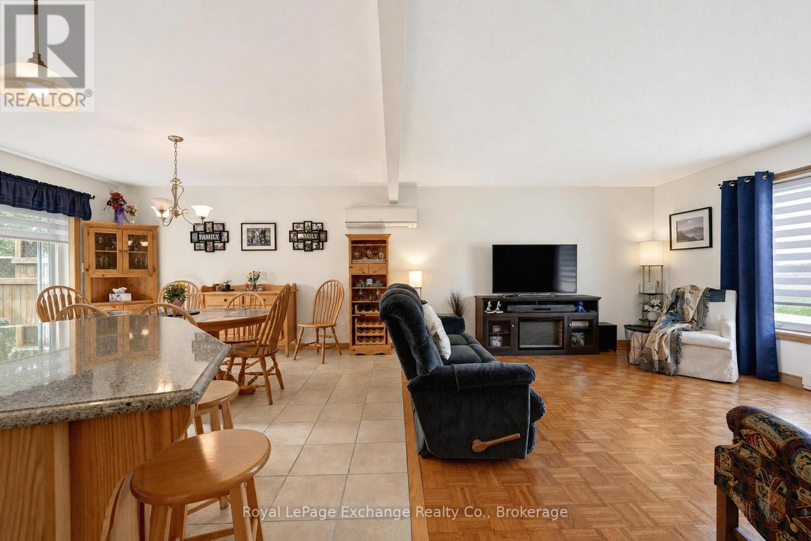 28 MAPLE STREET - 21