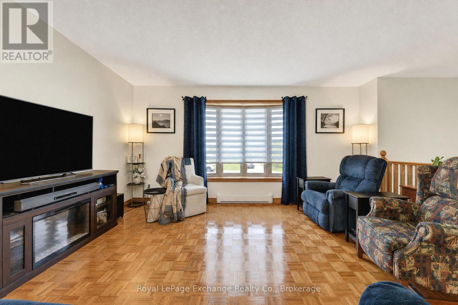 28 MAPLE STREET - 23
