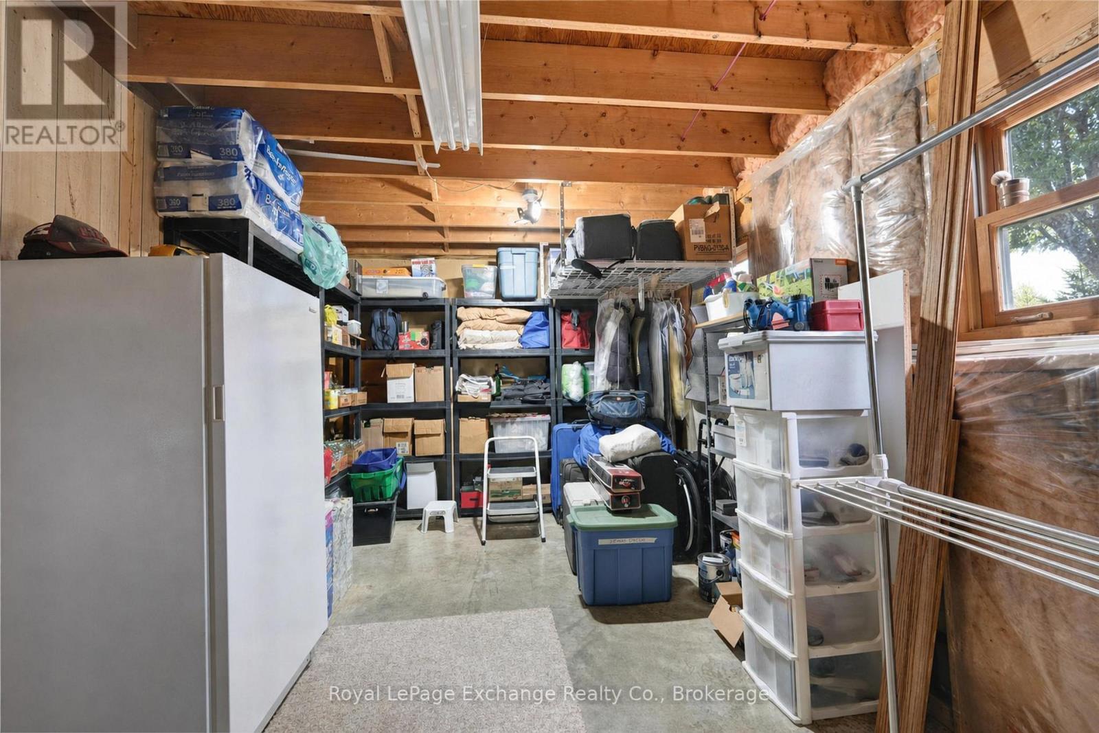 28 MAPLE STREET - 50