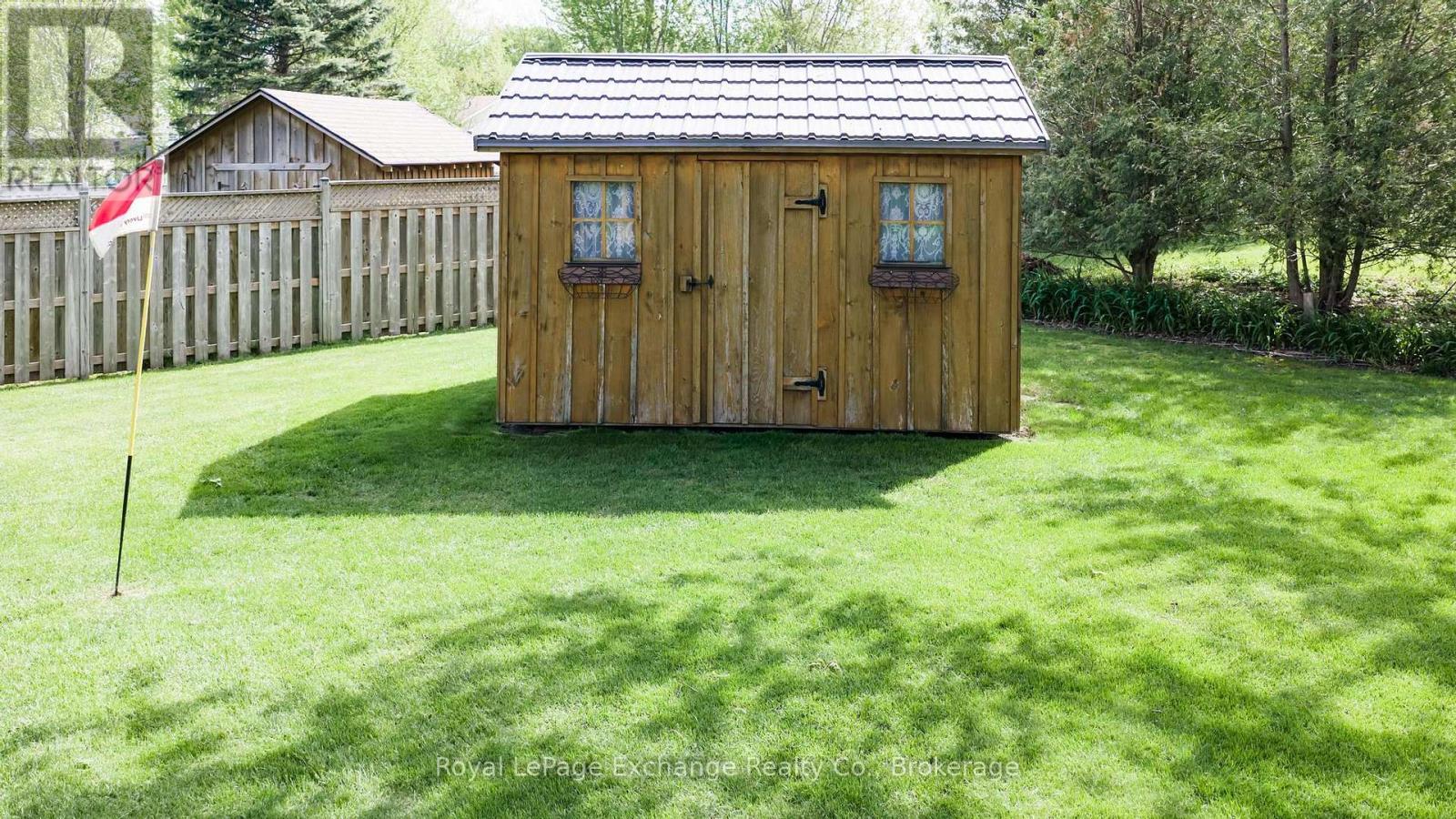 28 MAPLE STREET - 6