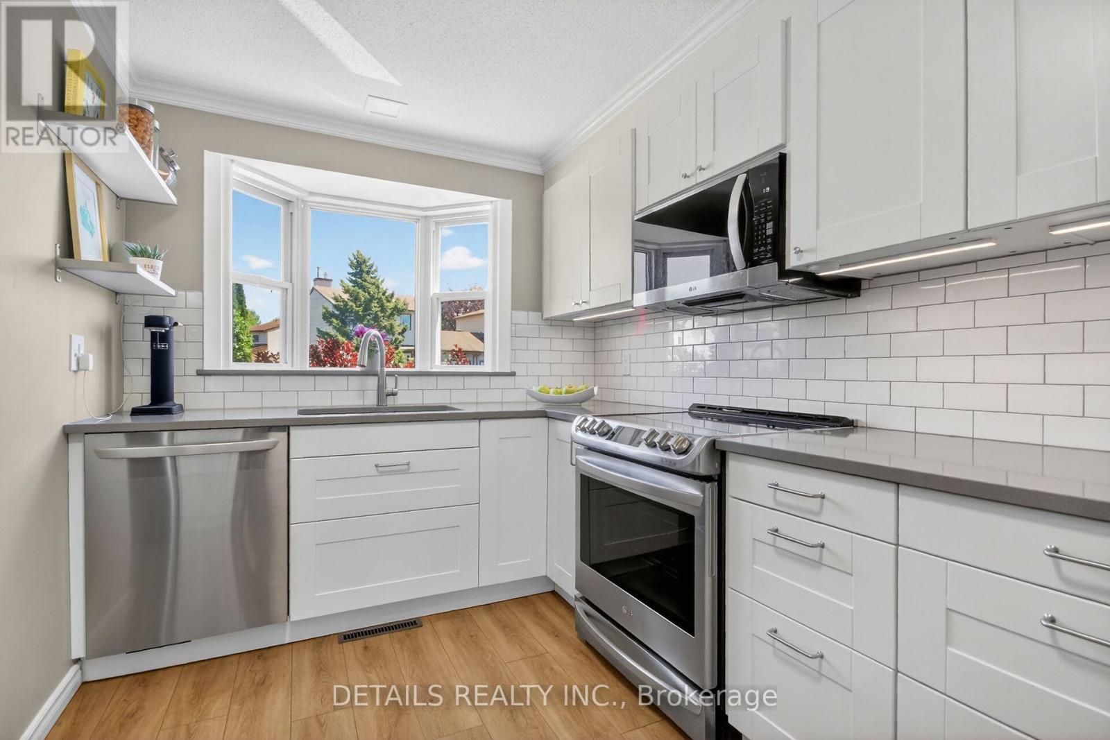 1033 AVIGNON COURT - 10