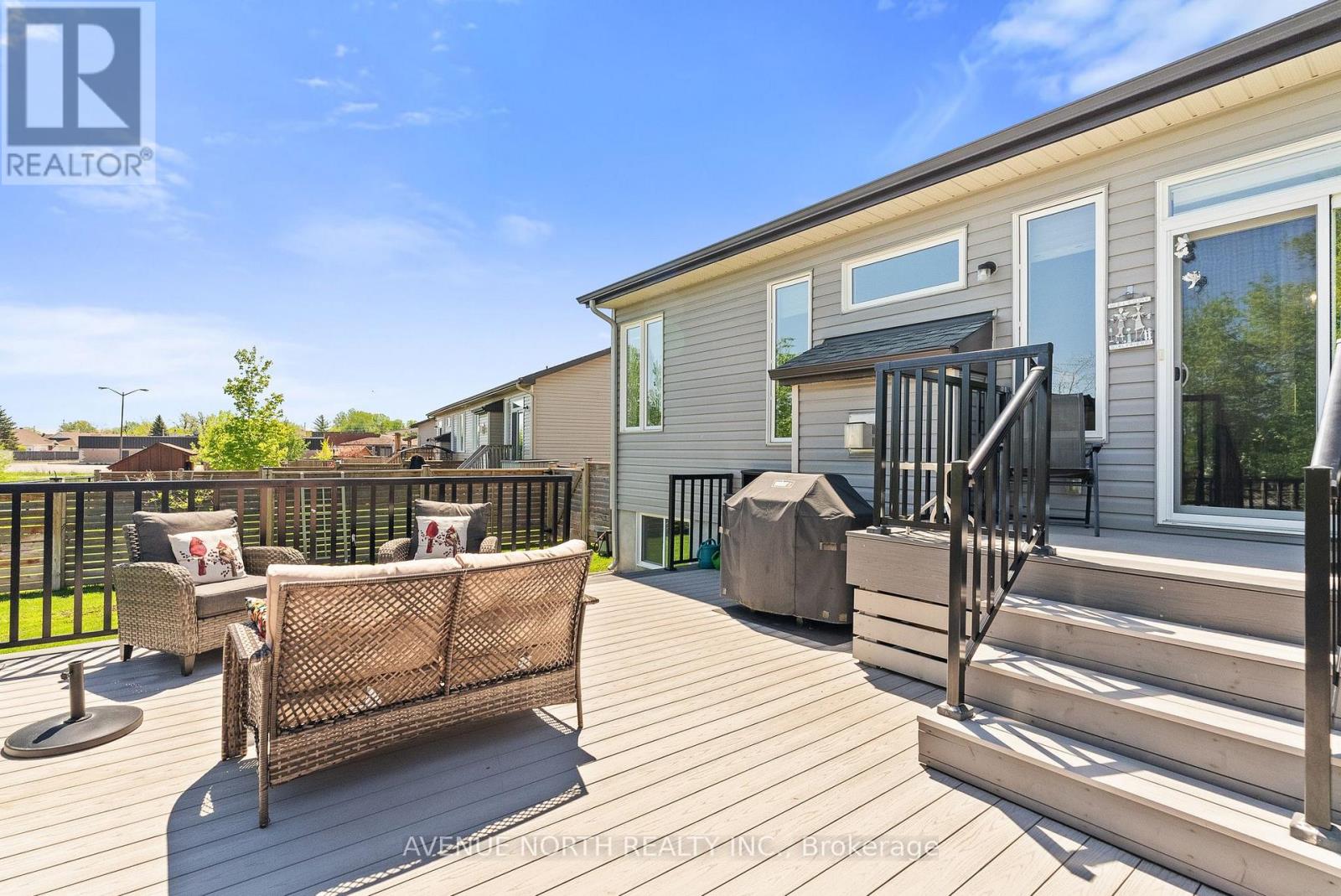 52 NIXON FARM DRIVE - 33