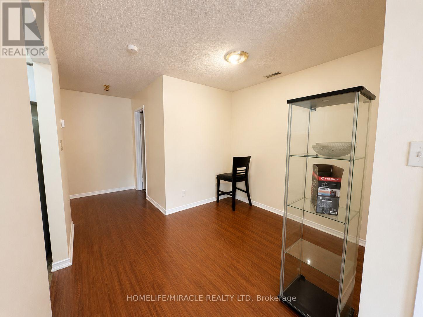 Listing photo of 8 - 565 KENNEDY ROAD