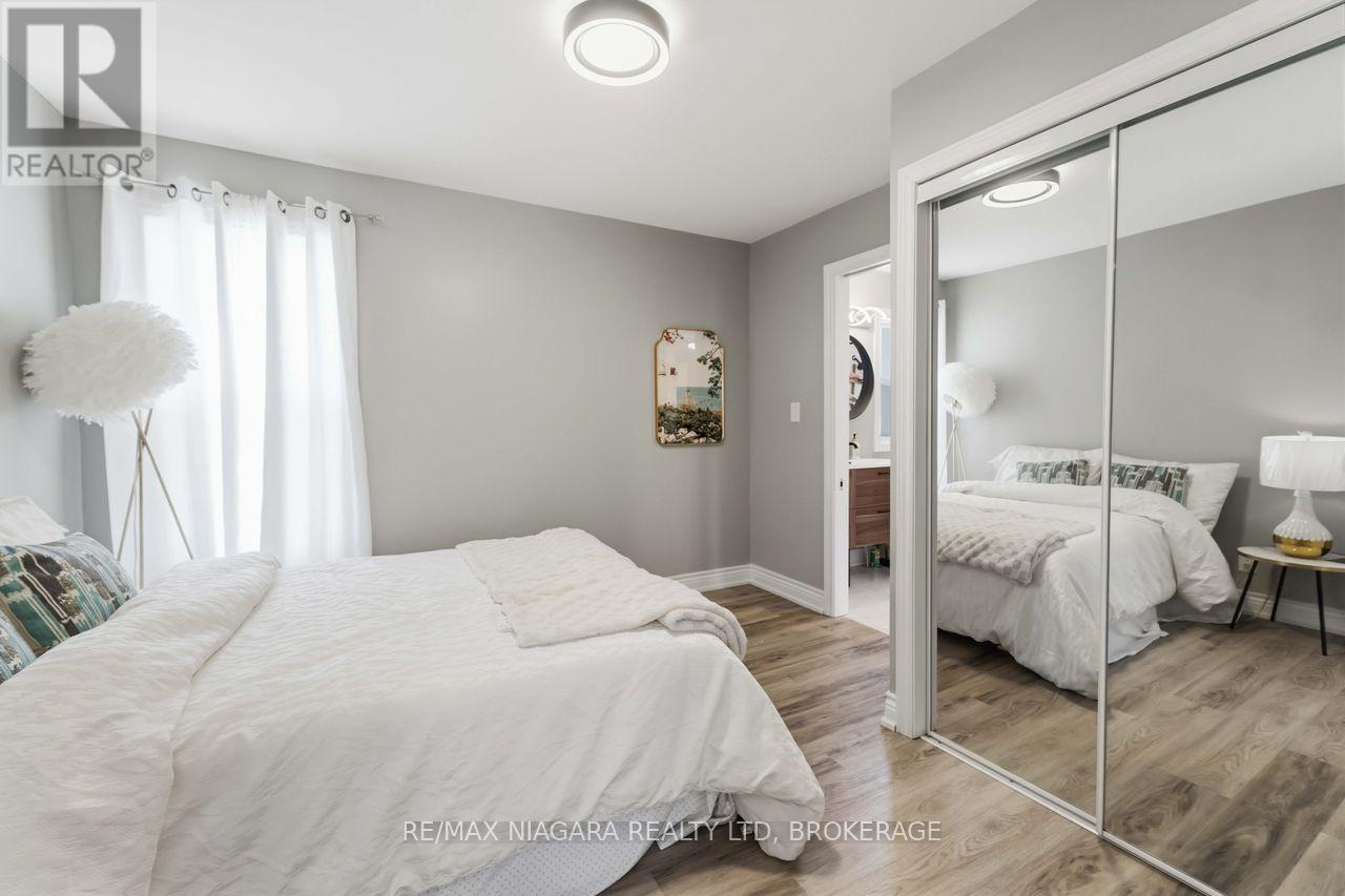 77 SEMLEY AVENUE - 17