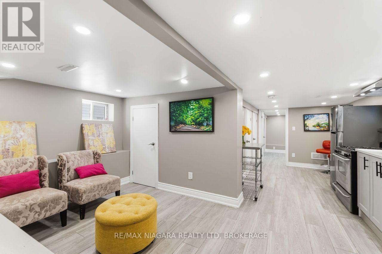 77 SEMLEY AVENUE - 24