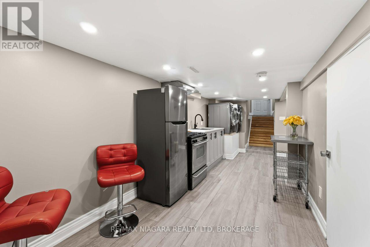 77 SEMLEY AVENUE - 26