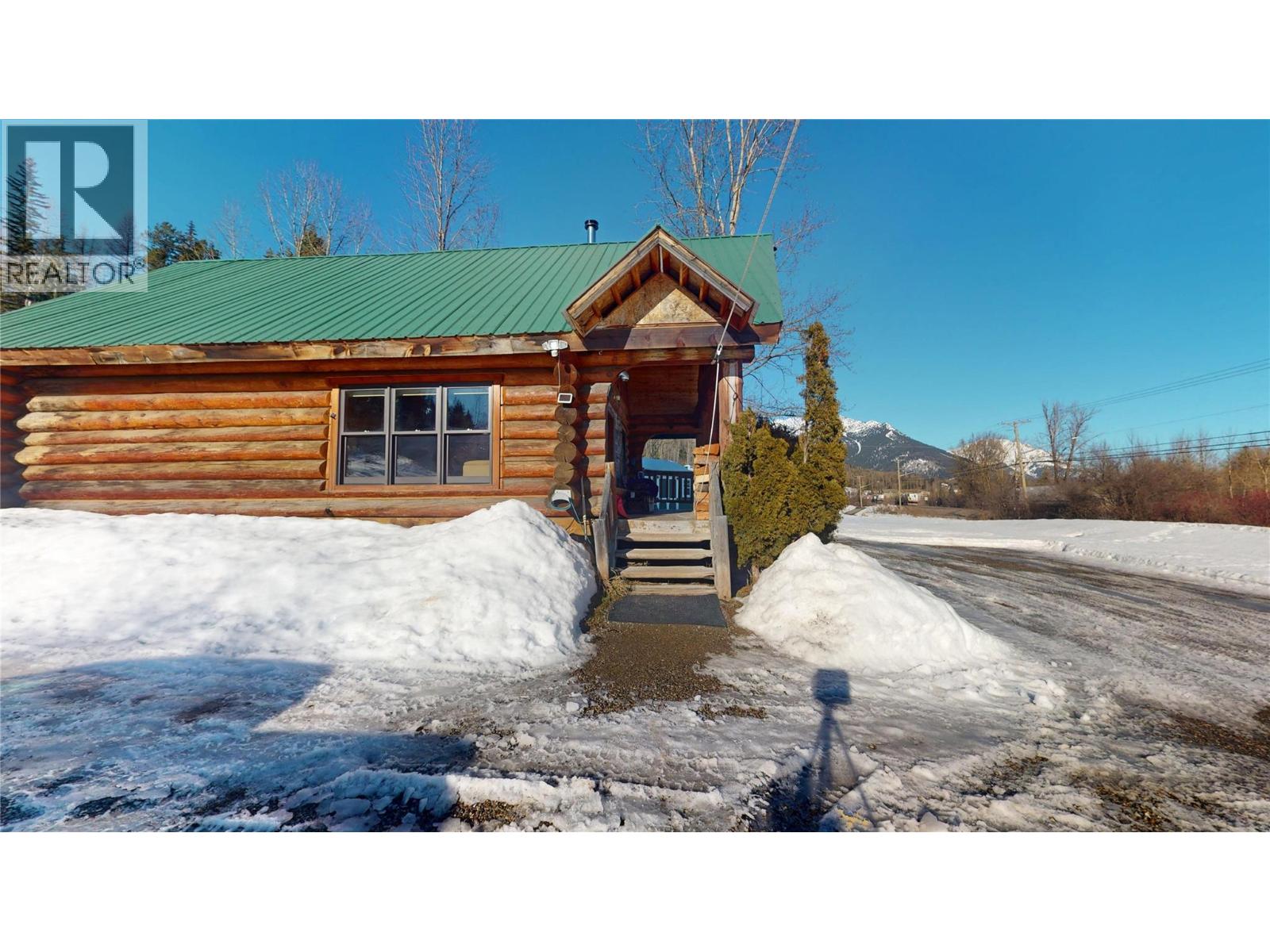 2131 Highway 3 Highway, Fernie