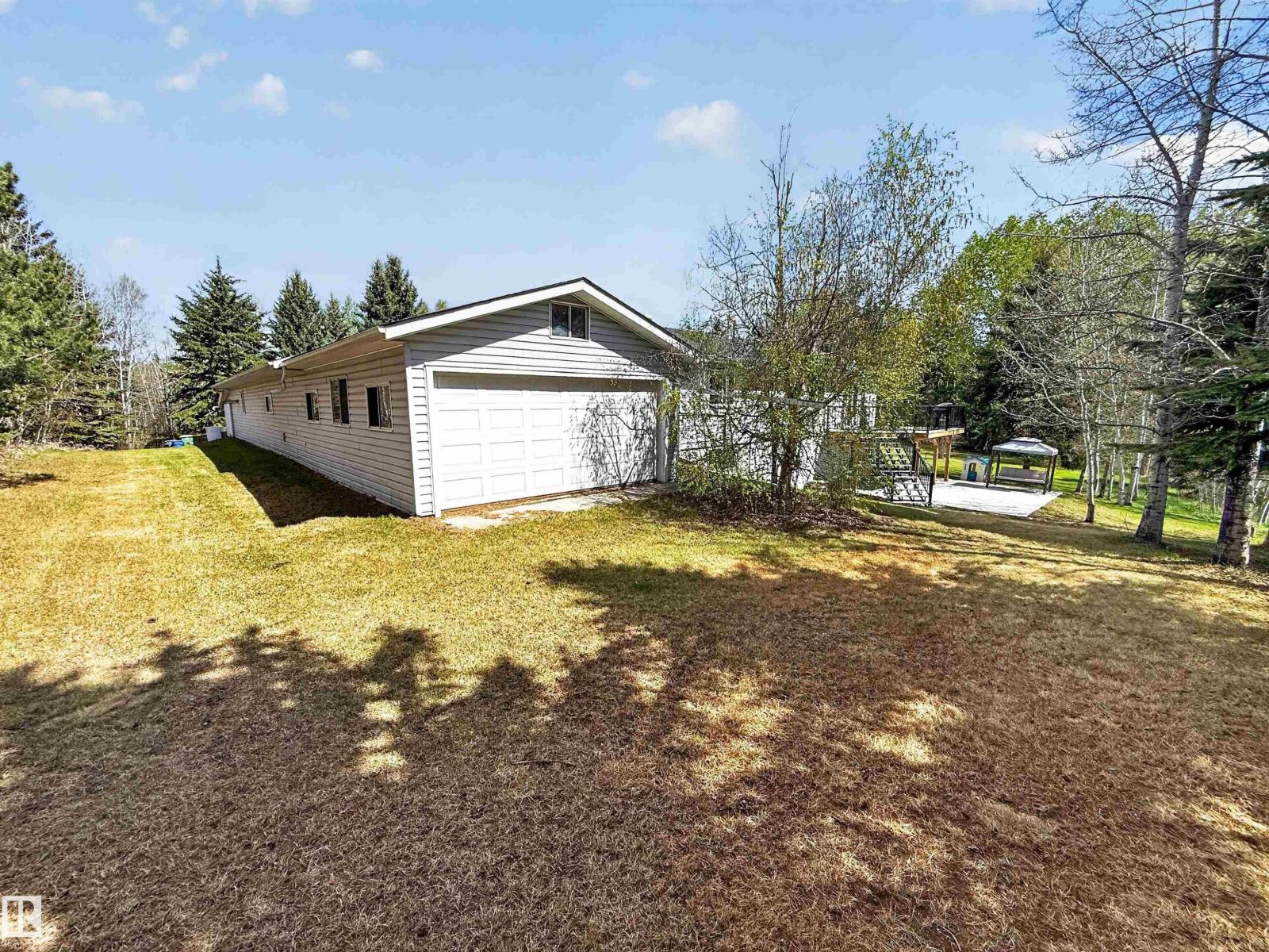#3 53227 RGE ROAD 15 - 42
