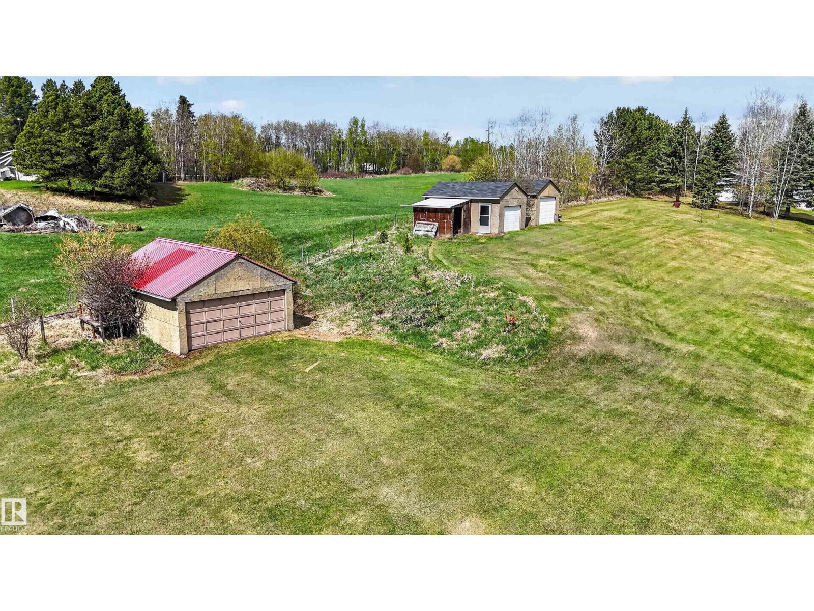 #3 53227 RGE ROAD 15 - 56