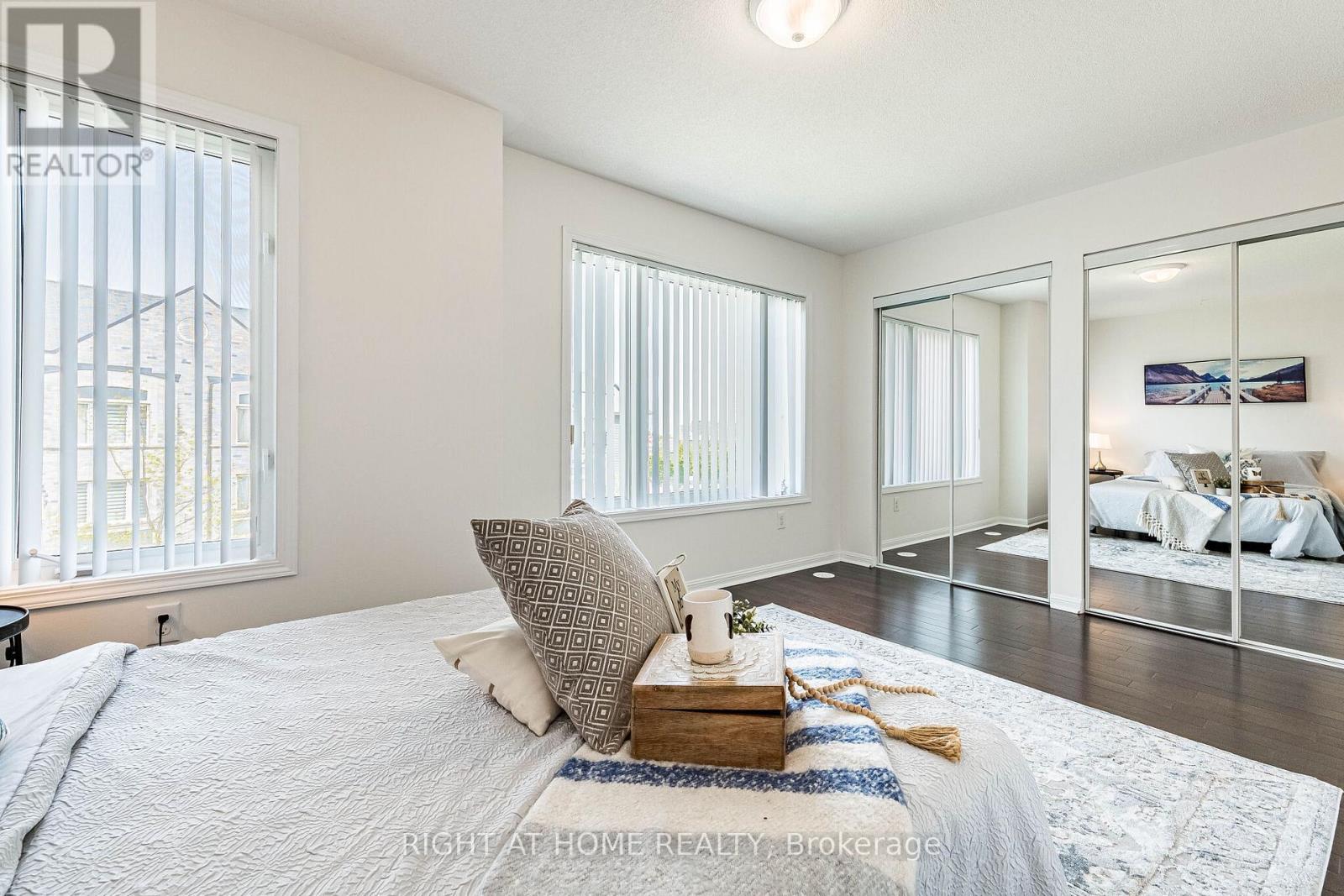 #73 5650 WINSTON CHURCHILL BOULEVARD W - 34
