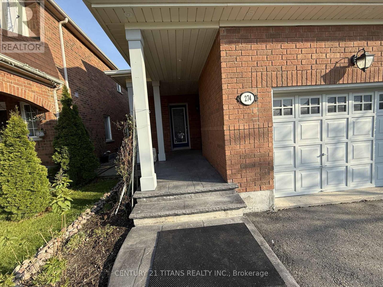 274 PENNDUTCH CIRCLE - 28
