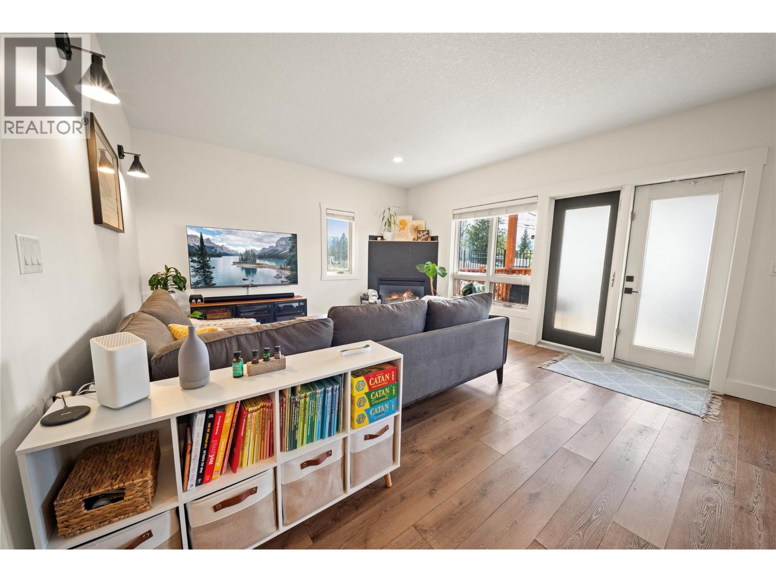 #501 7337 PROSPECTOR Avenue - 8