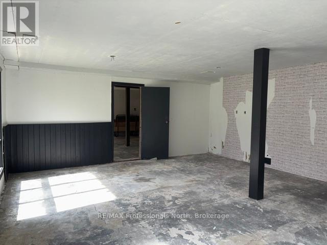 3044 GELERT ROAD - 12