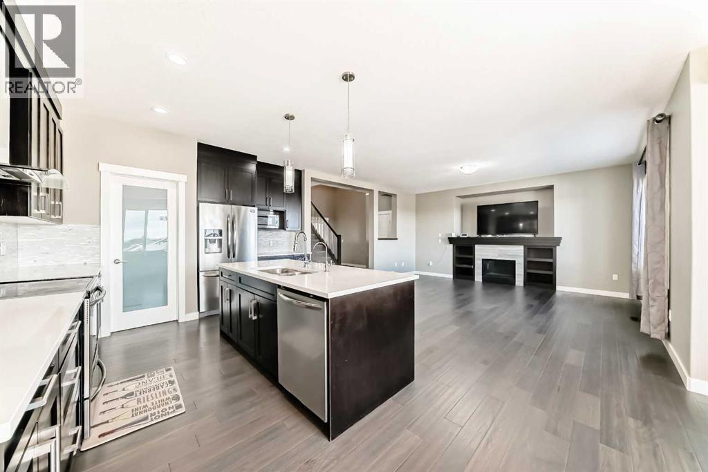 184 Sherview Grove NW - 8