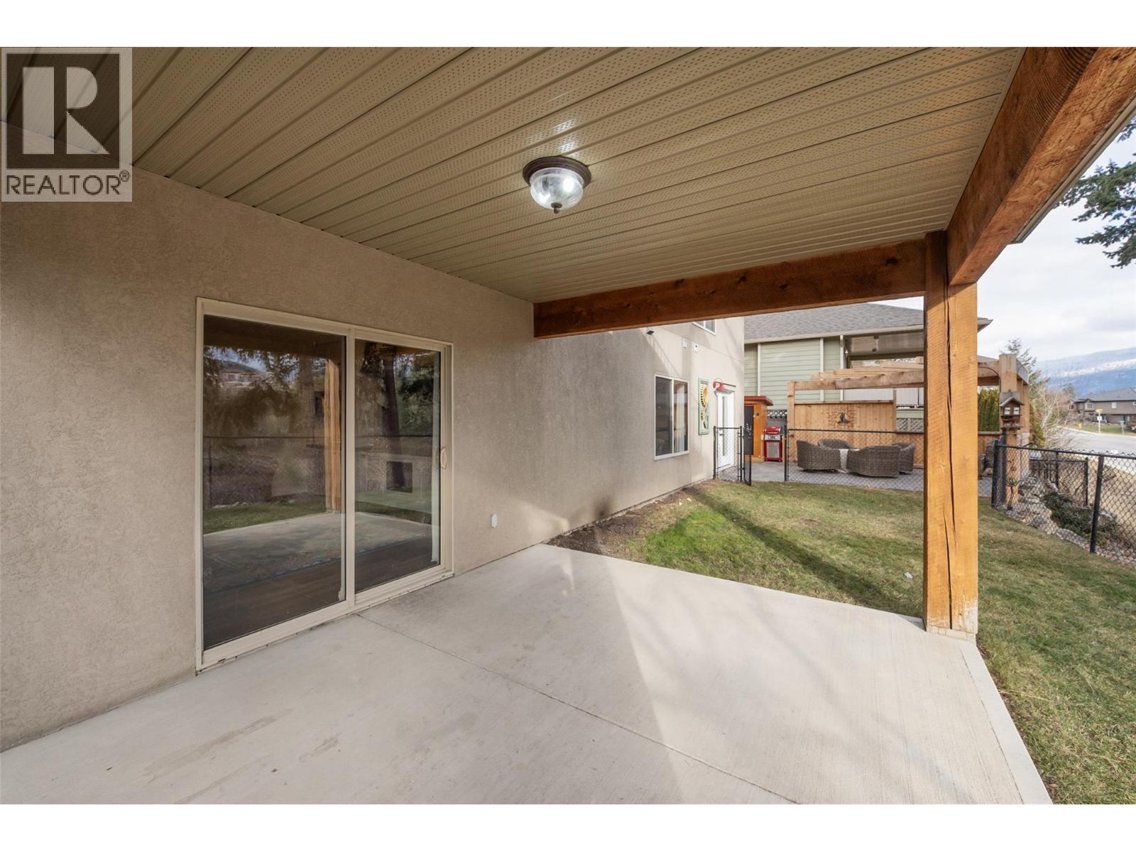 12633 Driftwood Court, Lake Country