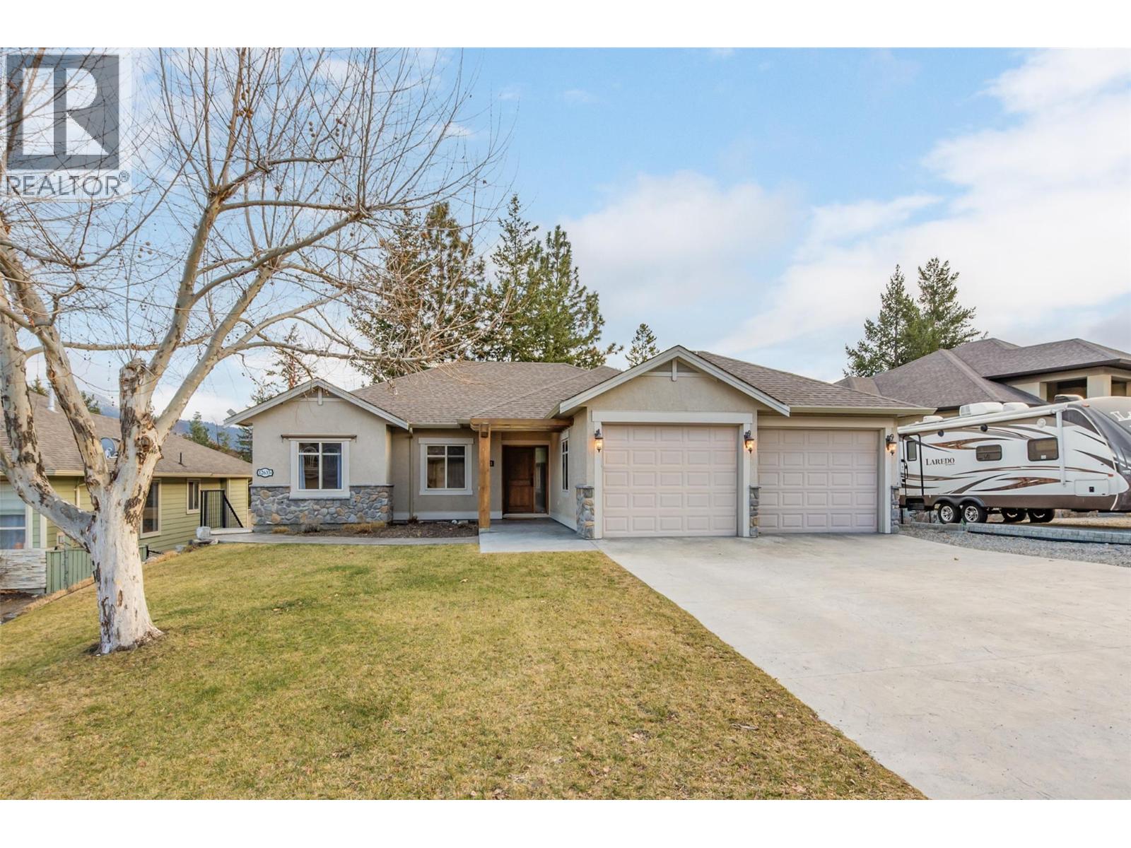  12633 Driftwood Court, Lake Country