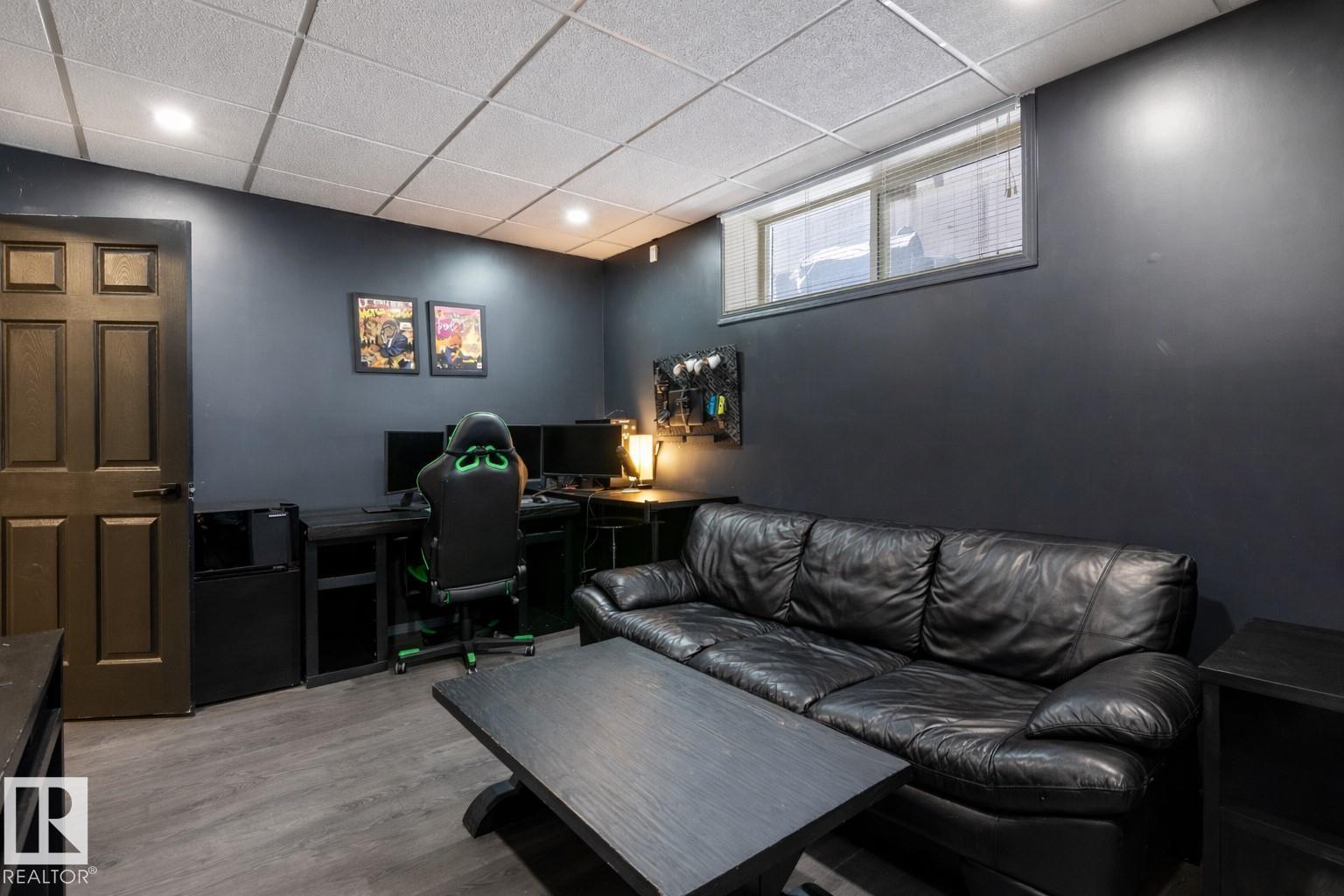 11412 12 AV NW NW - 39
