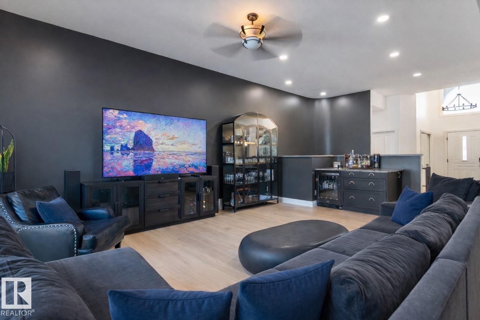 11412 12 AV NW NW - 18