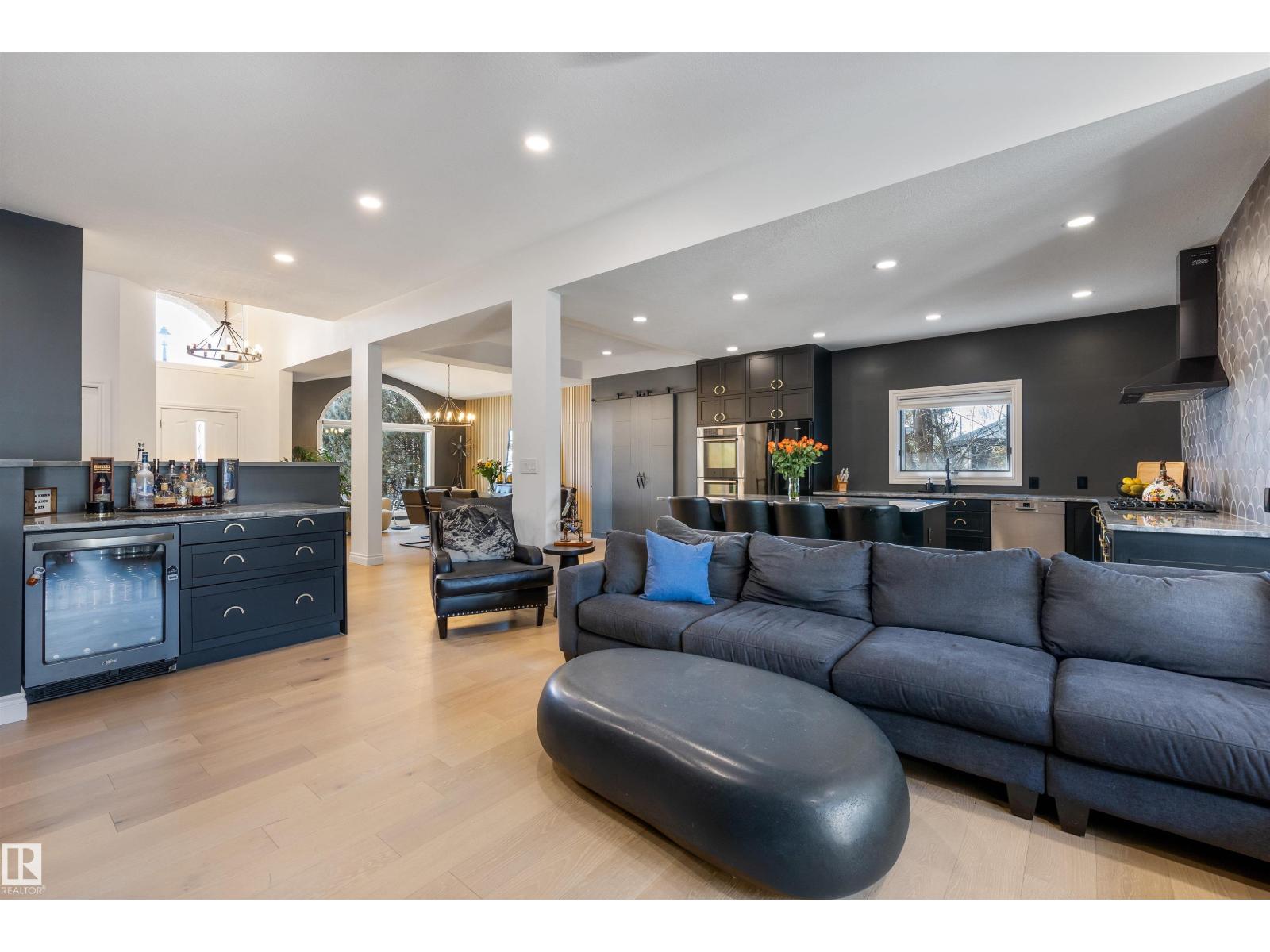 11412 12 AV NW NW - 17