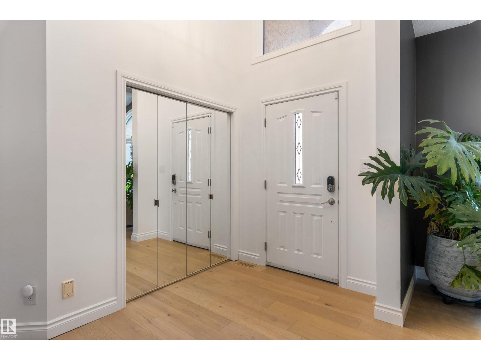 11412 12 AV NW NW - 5